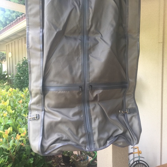 Garment Bag with Shoulder Strap 👌 - Picture 5 of 8